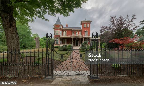 Photo libre de droit de Maison De Stephen King À Bangor banque d'images et plus d'images libres de droit de Fantasmagorie - Fantasmagorie, Maison, Demeure