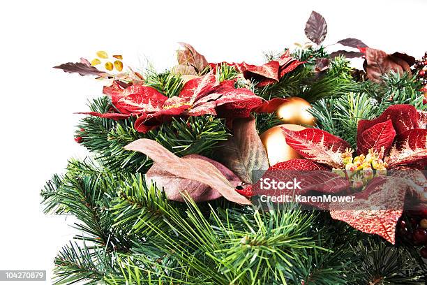 Coroa De Natal - Fotografias de stock e mais imagens de Artificial - Artificial, Flor, Guirlanda