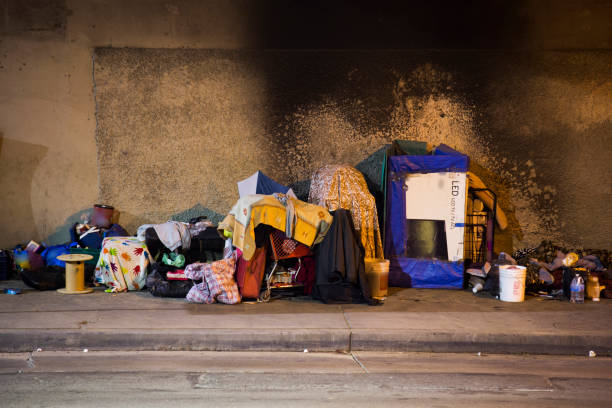 senzatetto di los angeles - senzatetto foto e immagini stock