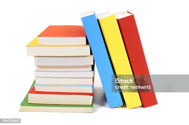 Foto de Coleção De Livros Coloridos Livro De Capa Mole e mais fotos de stock de Espaço Vazio - Espaço Vazio, Lombada de livro, Vazio