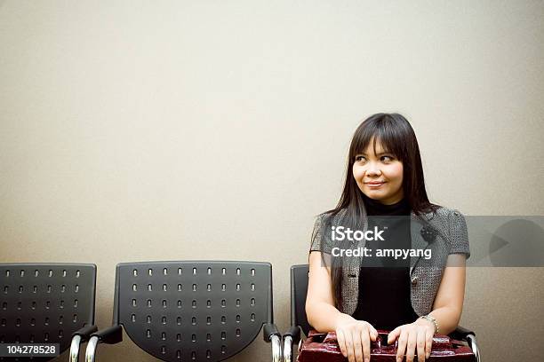 Foto de Último Emprego Seeker Espera Entrevista e mais fotos de stock de Entrevista - Evento - Entrevista - Evento, Esperar, Mulheres