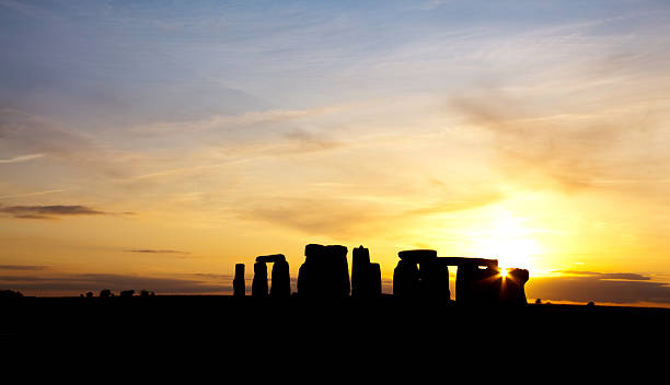 istock Silhouette of Stonehenge 104279027