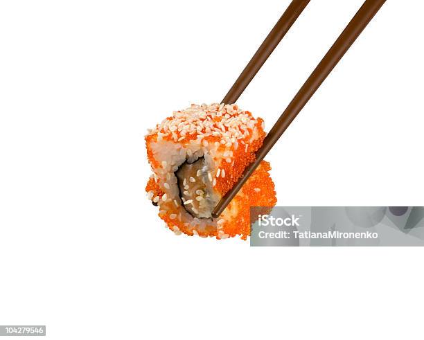 Rolo De Sushi Com Abacate Caranguejo Caviar - Fotografias de stock e mais imagens de Abacate - Abacate, Alga, Alimentação Saudável