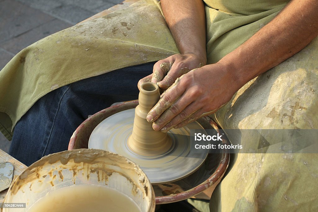 Potter mãos. - Royalty-free Barro Foto de stock