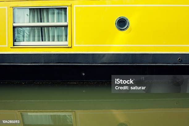 Photo libre de droit de Péniche Commerciale banque d'images et plus d'images libres de droit de Angleterre - Angleterre, Arbre, Canal - Eau vive