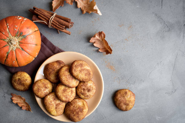istock Pumpkin Snickerdoodle Cookies 1042867506
