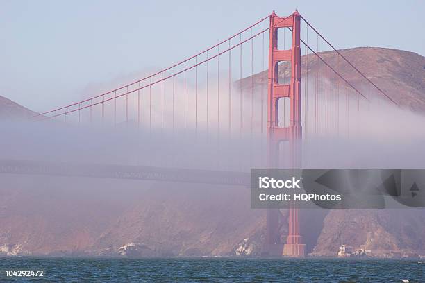 Golden Gate Bridge Marin Tower - zdjęcia stockowe i więcej obrazów Bez ludzi - Bez ludzi, Fotografika, Horyzontalny