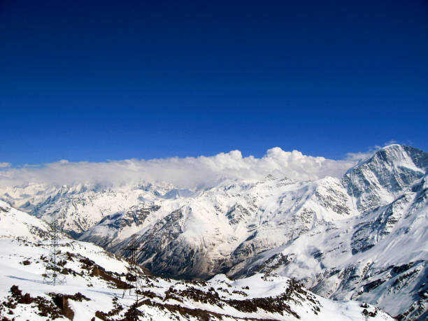 istock Mountain under the blue sky and the clouds 1042948608