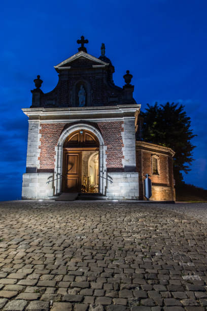 istock the chapel on the wall (color version) 1042995252
