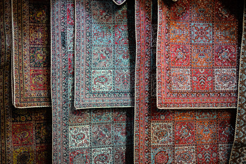 Persian terme in bazaar