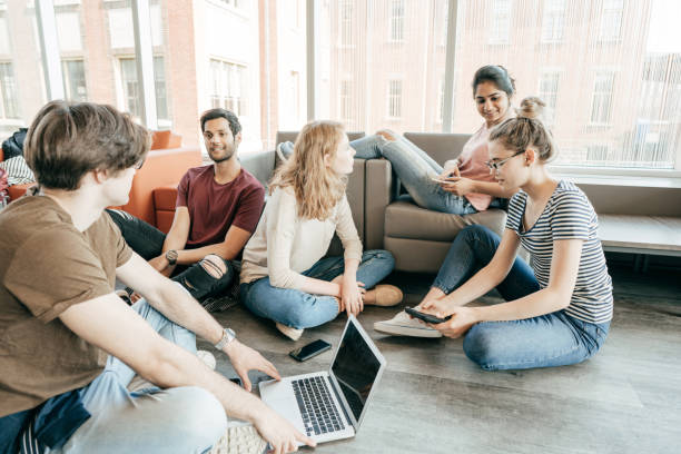 istock International Student Advising Services 1043074194