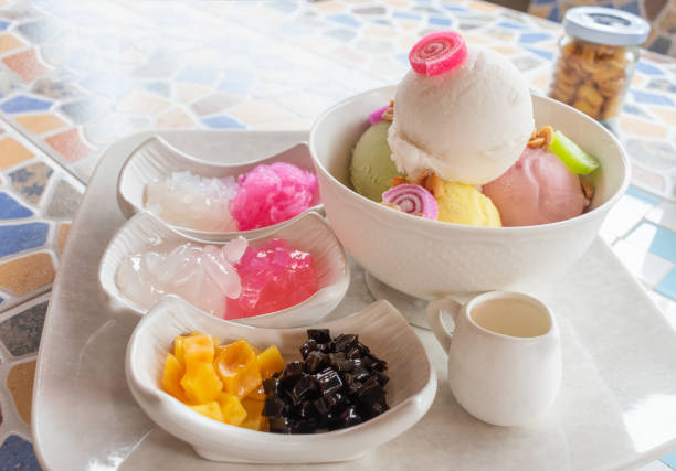 istock Ice cream in bowl and desserts 1043104028