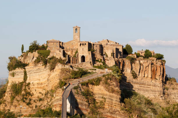 istock Italian medieval town 1043152846