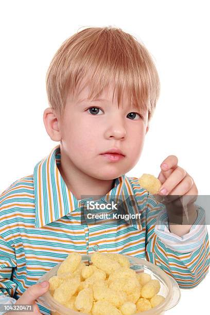 Photo libre de droit de Trois Ans Les Enfants Manger Cornflakes banque d'images et plus d'images libres de droit de Aliment - Aliment, Cheveux blonds, Corn Flakes