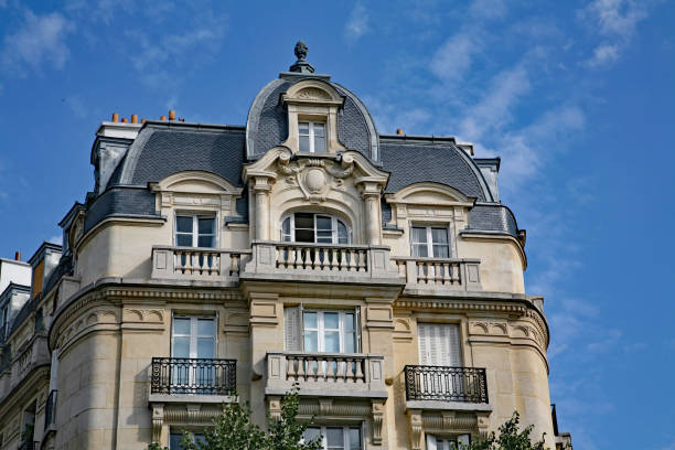 istock Paris, elegant apartment building 1043299232