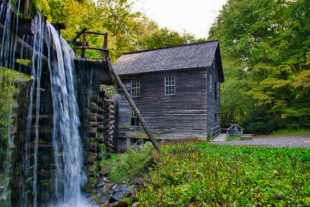 istock Mingus Mill in Great Smoky Mountain National Park 1043313700