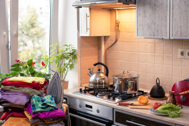 istock Homework and morning housewives 1043479412