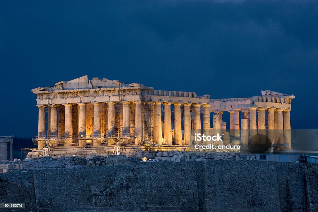 Ricostruzione del Partenone di Atene e l'Acropoli - Foto stock royalty-free di Atene