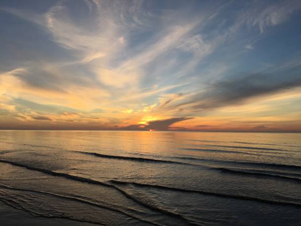 istock Relaxing seascape 1043542968