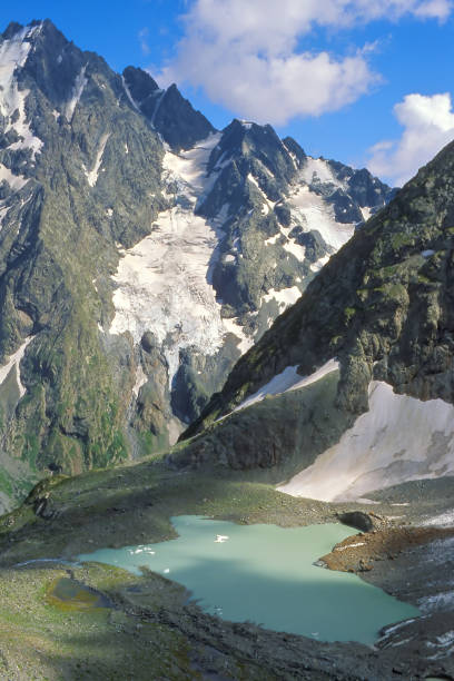 istock lake in mountains 1043613886