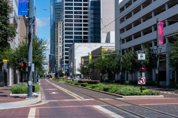istock Houston Metro Rail 1043639738