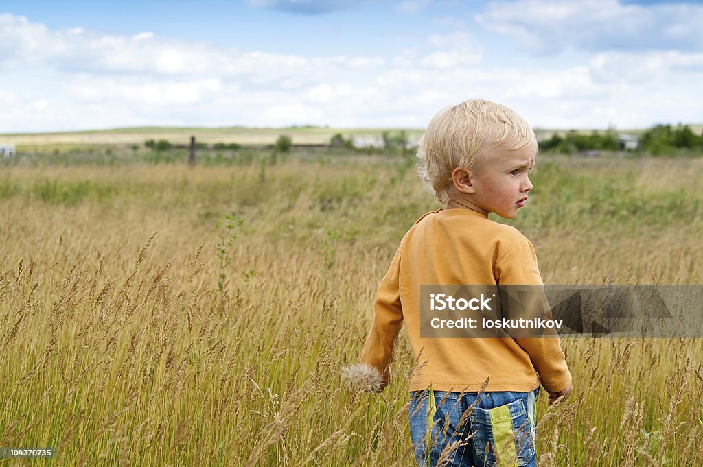 мальчик - Стоковые фото Горизонтальный роялти-фри