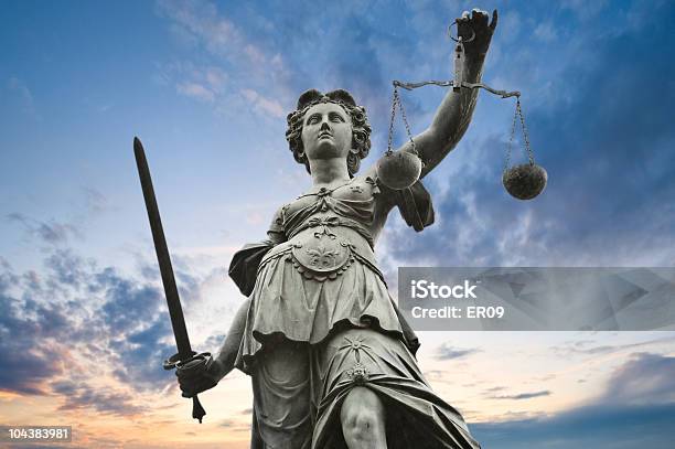 Statua Della Giustizia - Fotografie stock e altre immagini di Giustizia - Giustizia, Legge, Donne