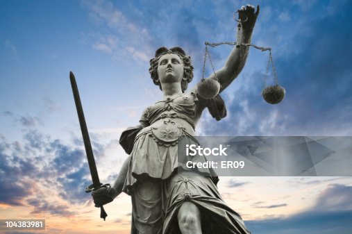 istock justice statue 104383981