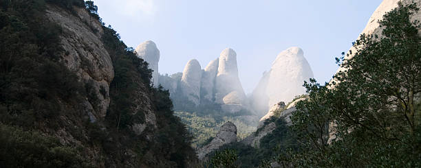 Vista panorâmica de Montserrat Montanha - fotografia de stock