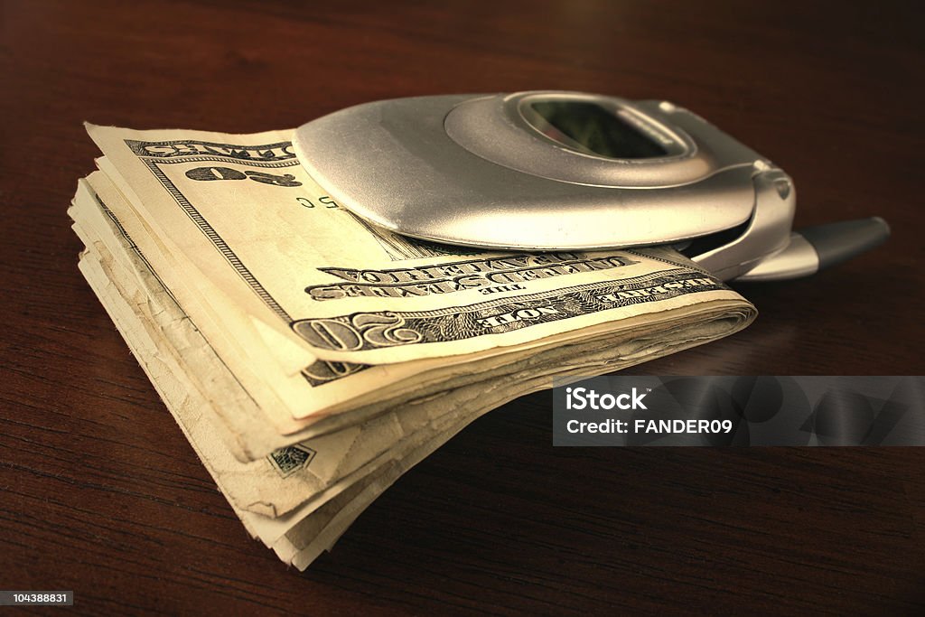 Cash_cell telefono - Foto stock royalty-free di 20-24 anni