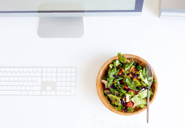 istock Healthy Meal Salad in office 1043927118
