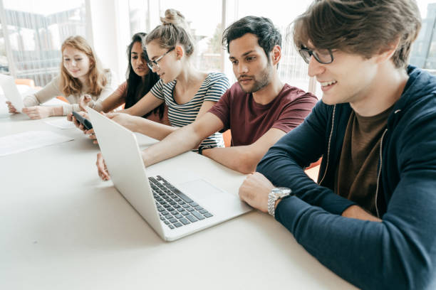 istock International Student Advising Services 1043934206