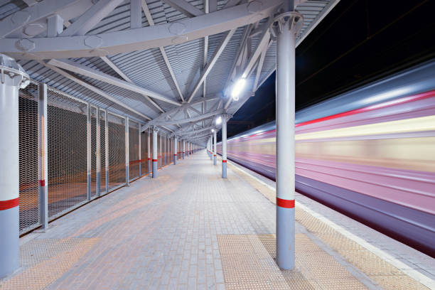 highspeed train arrives to the station platform. - 3666 imagens e fotografias de stock