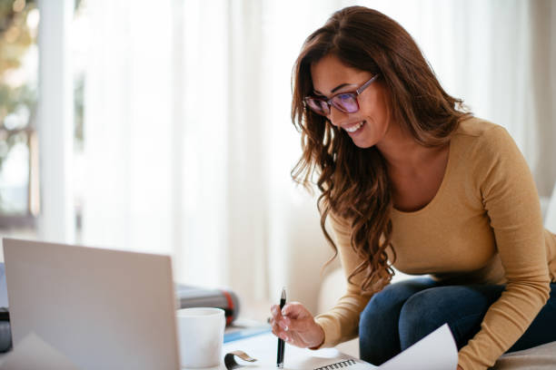istock Business woman working from home 1043959714