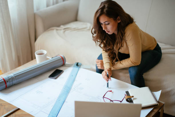istock Business woman working from home 1043961934