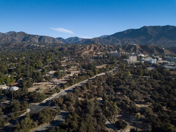 istock Jet Propulsion Laboratory Campus - Aerial Drone shot 1044035428