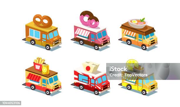 Platte Vector Set Isometrische Food Trucks Bestelautos Met Krakeling Donut Soep Frietjes En Frisdrank Japans Box En Limonade Op Dak Stockvectorkunst en meer beelden van Cateringbusje