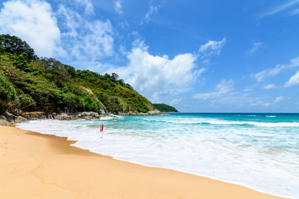 istock Beautiful wave on the beach 1044079790