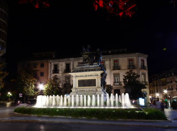 plac colon w granadzie - plaza de colon nobody horizontal san juan puerto rico zdjęcia i obrazy z banku zdjęć