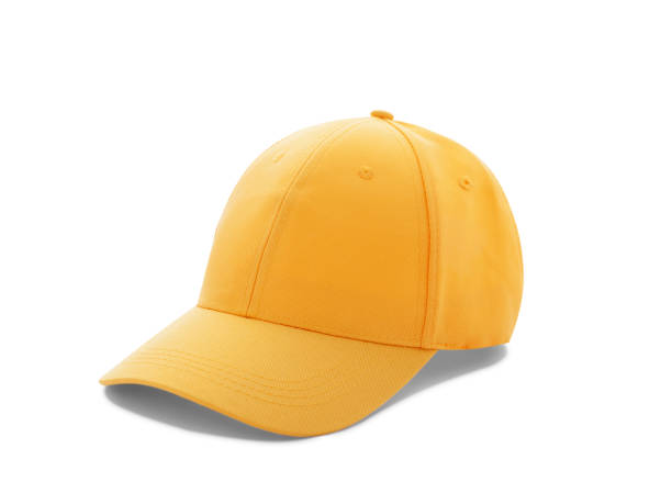 modelli gialli del berretto da baseball, viste frontali isolate su sfondo bianco - baseball cap cap men baseball foto e immagini stock