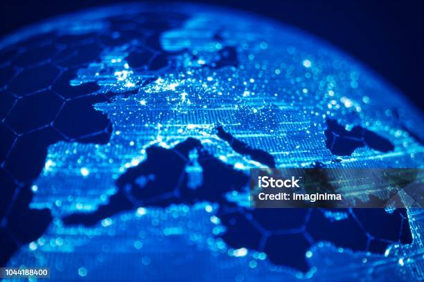 Comunicación Global Y La Tecnología Foto de stock y más banco de imágenes de Europa - Continente