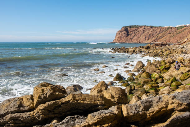istock Cliffs S. Martinho of Porto 1044262342