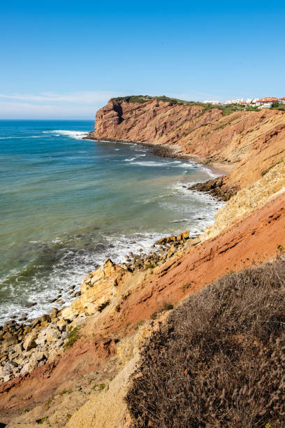 istock Cliffs S. Martinho of Porto 1044267012
