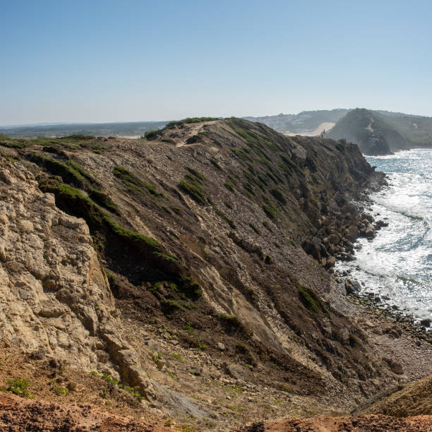 istock Cliffs S. Martinho of Porto 1044267464