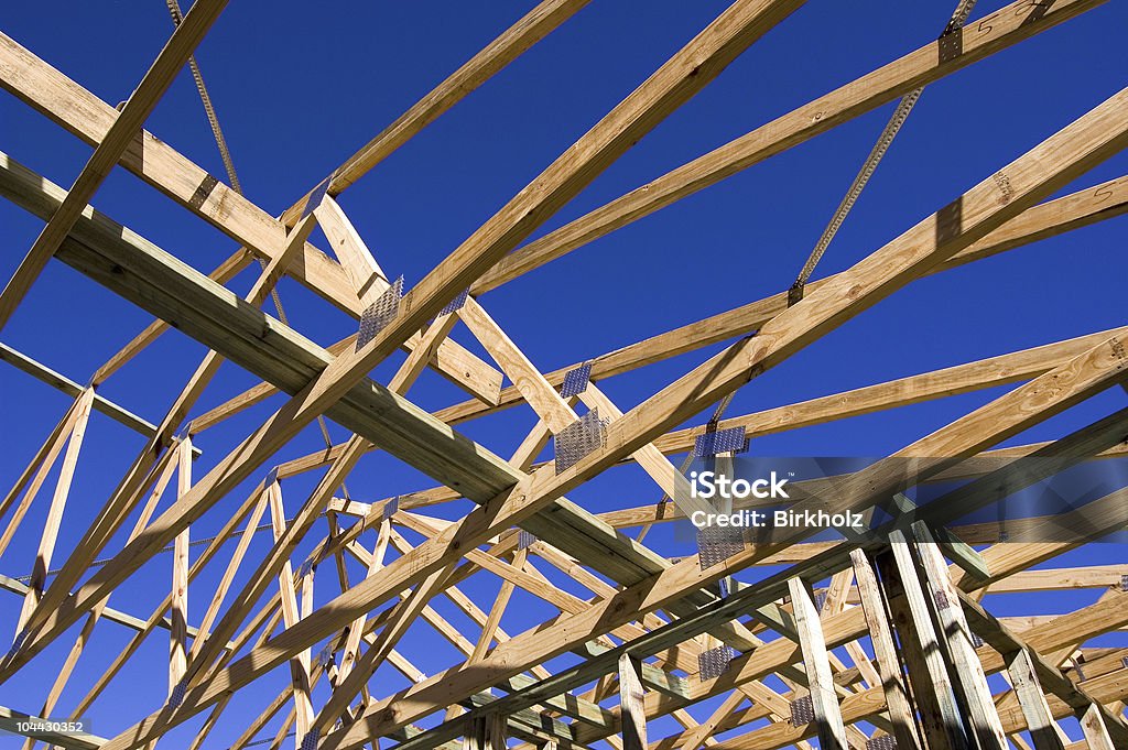 Casa de construção de estrutura de madeira - Foto de stock de Armação de Construção royalty-free