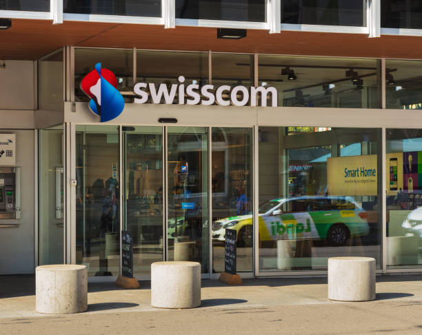 sklep swisscom w mieście winterthur - swisscom zdjęcia i obrazy z banku zdjęć