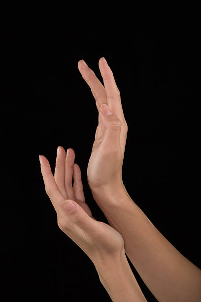 de mãos - rheumatism arthritis togetherness fingernail imagens e fotografias de stock