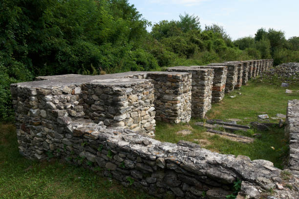 istock Ancient roman fortress 1044388668