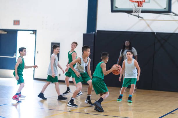 istock Elementary boys basketball scrimmage 1044504152