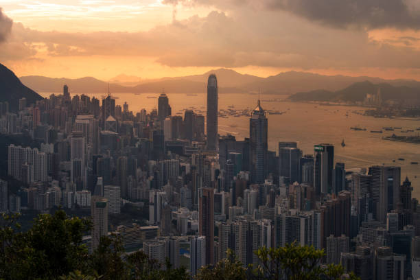 istock Sutset in Hong kong 1044676138
